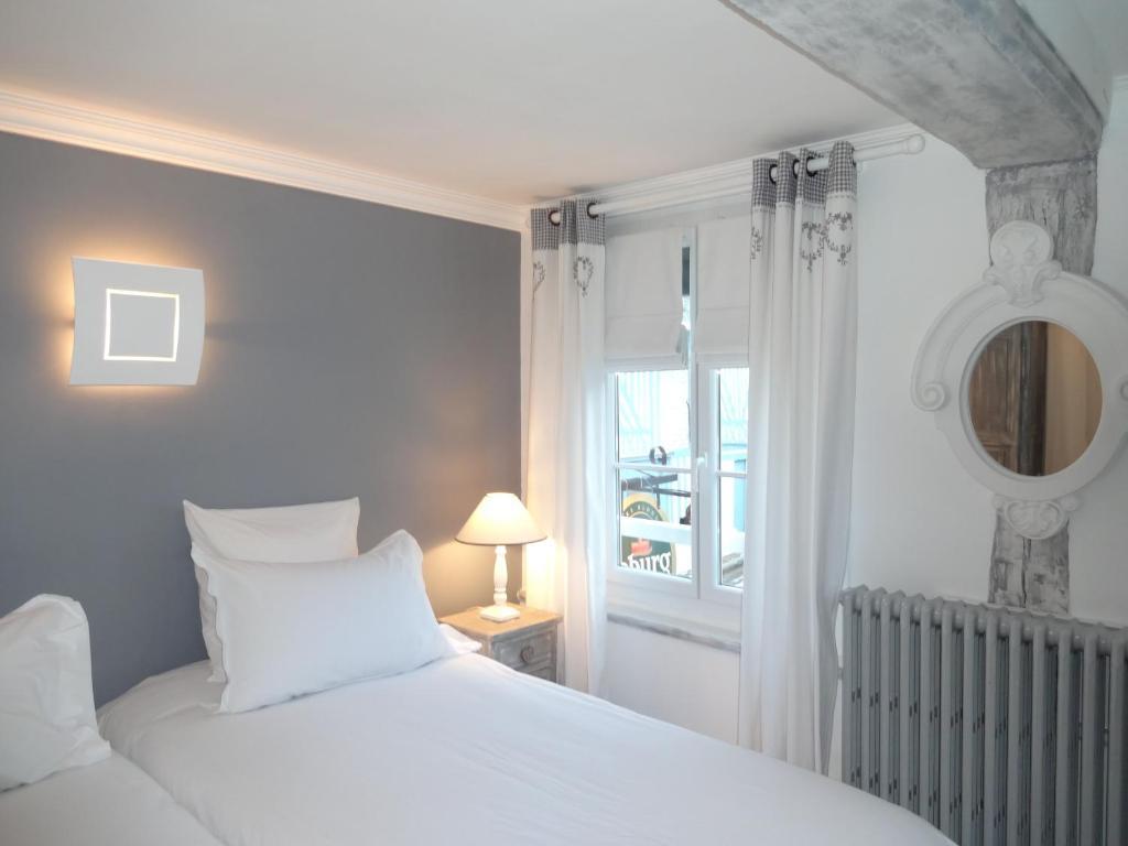 Hotel Le P'Tit Beaumont Szoba fotó